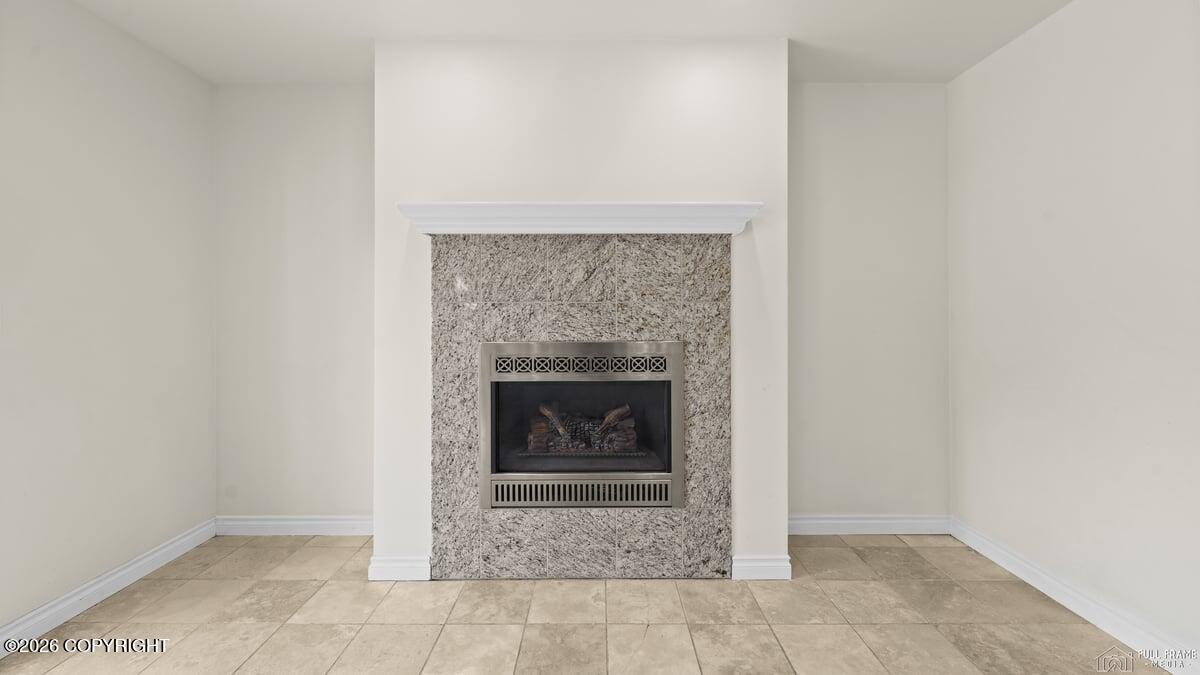 484 E Ravenswood Loop Property Photo 13