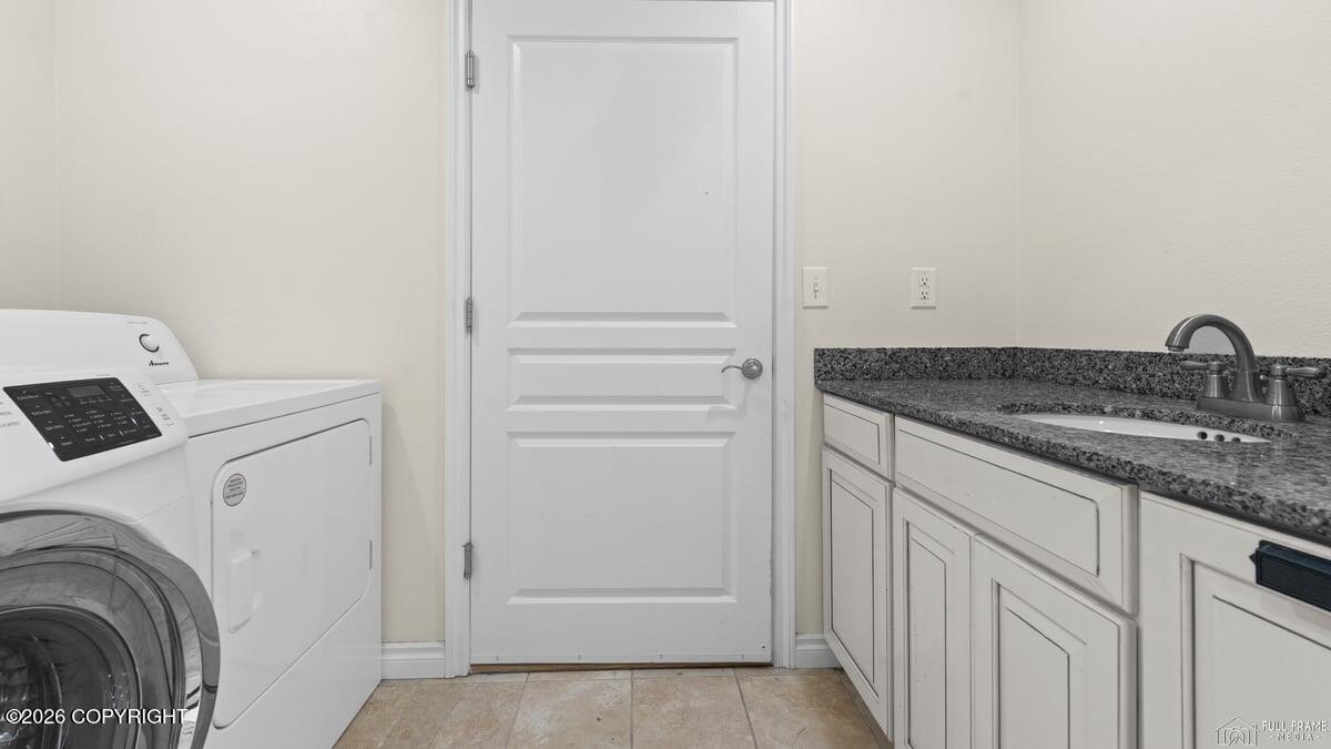 484 E Ravenswood Loop Property Photo 15