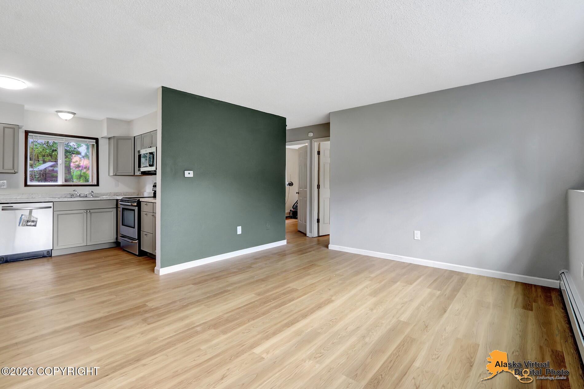 430 Schodde Street Property Photo 7