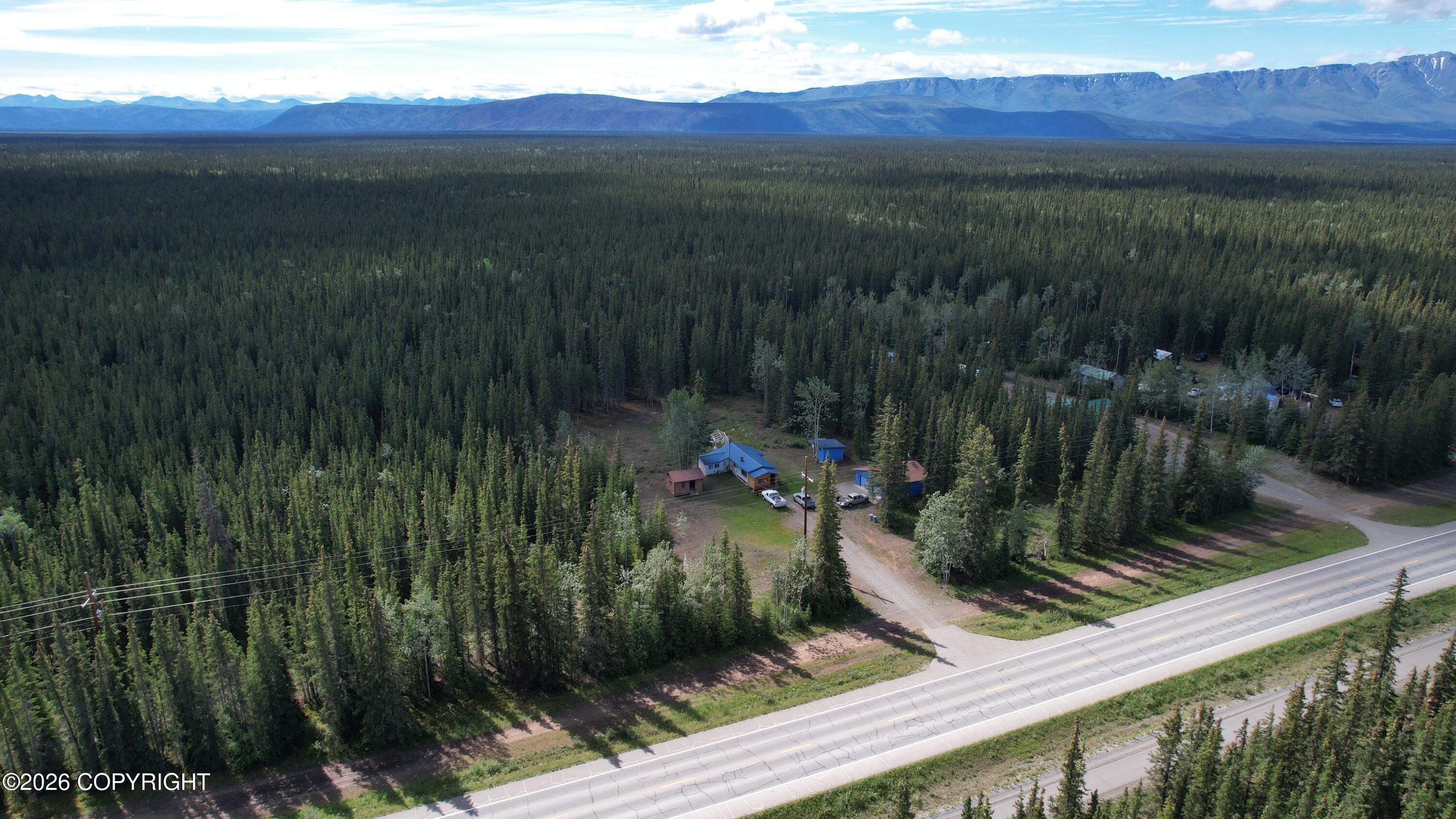 1315.5 Alaska Highway Property Photo 2
