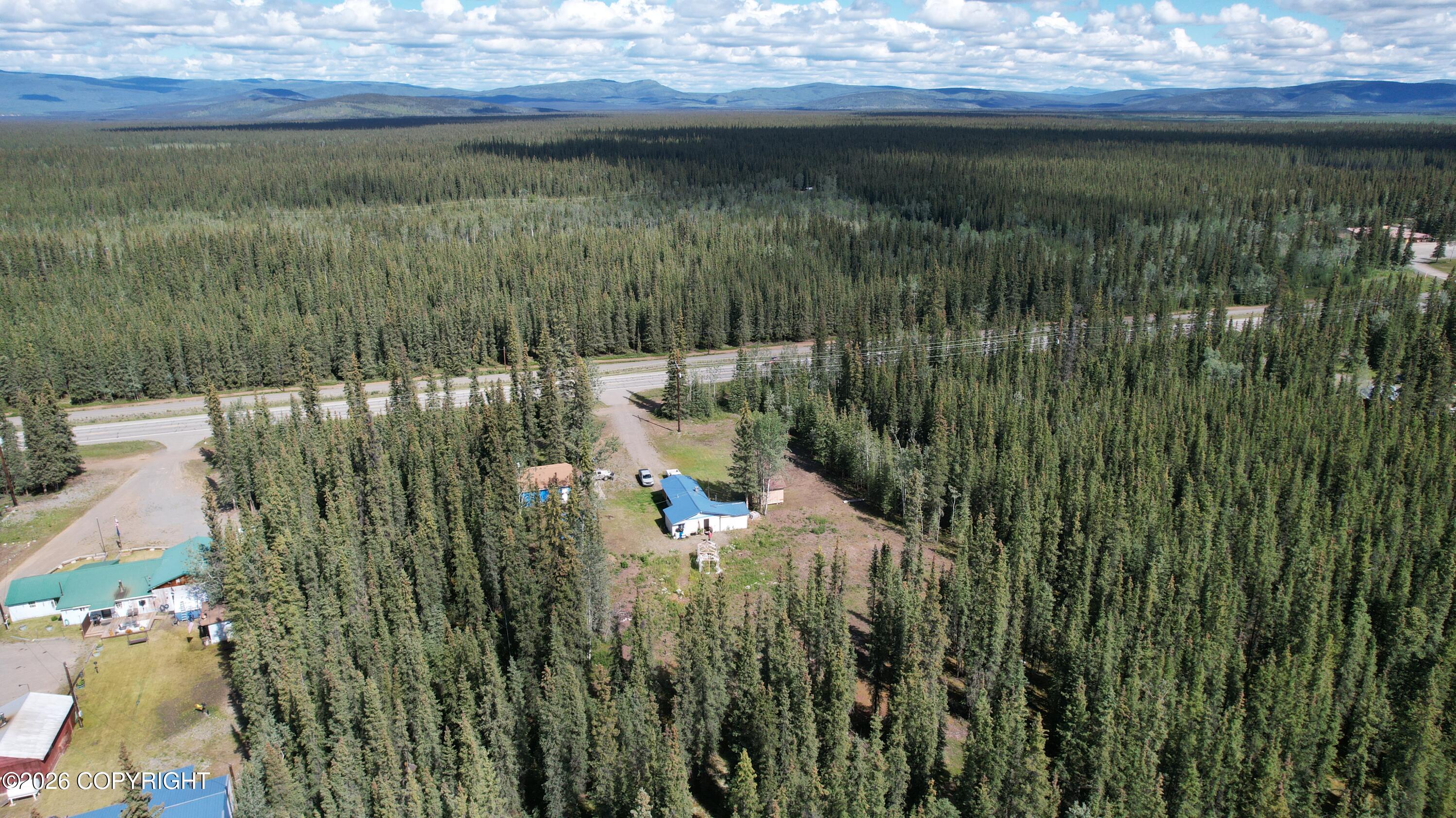 1315.5 Alaska Highway Property Photo 3