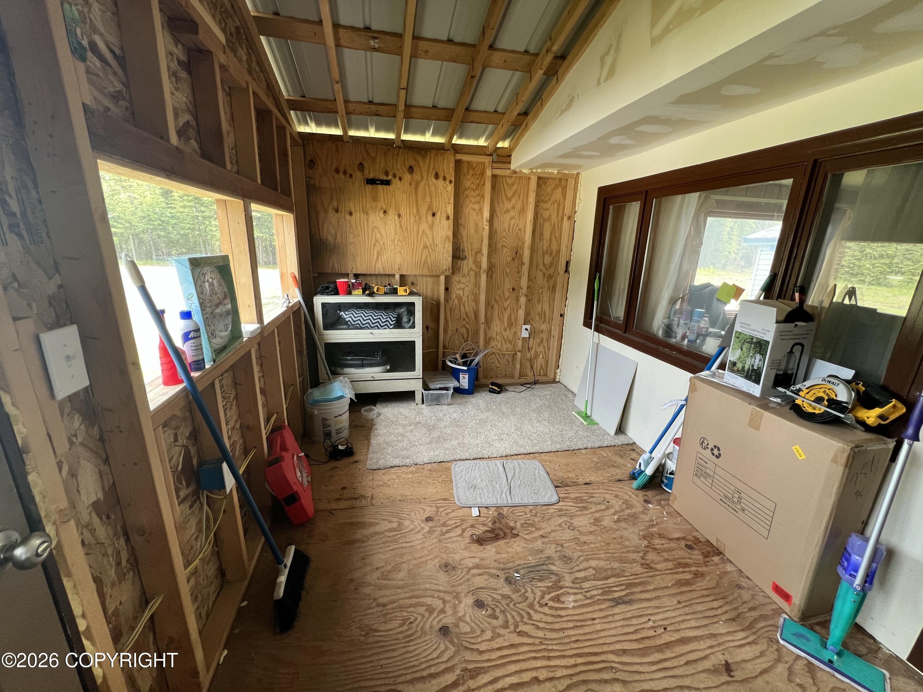 1315.5 Alaska Highway Property Photo 31
