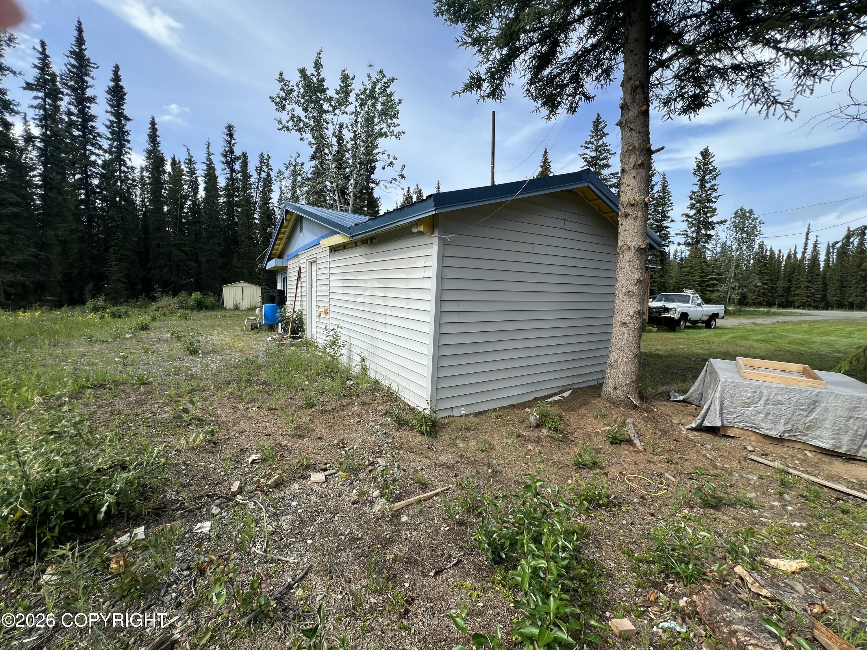 1315.5 Alaska Highway Property Photo 44