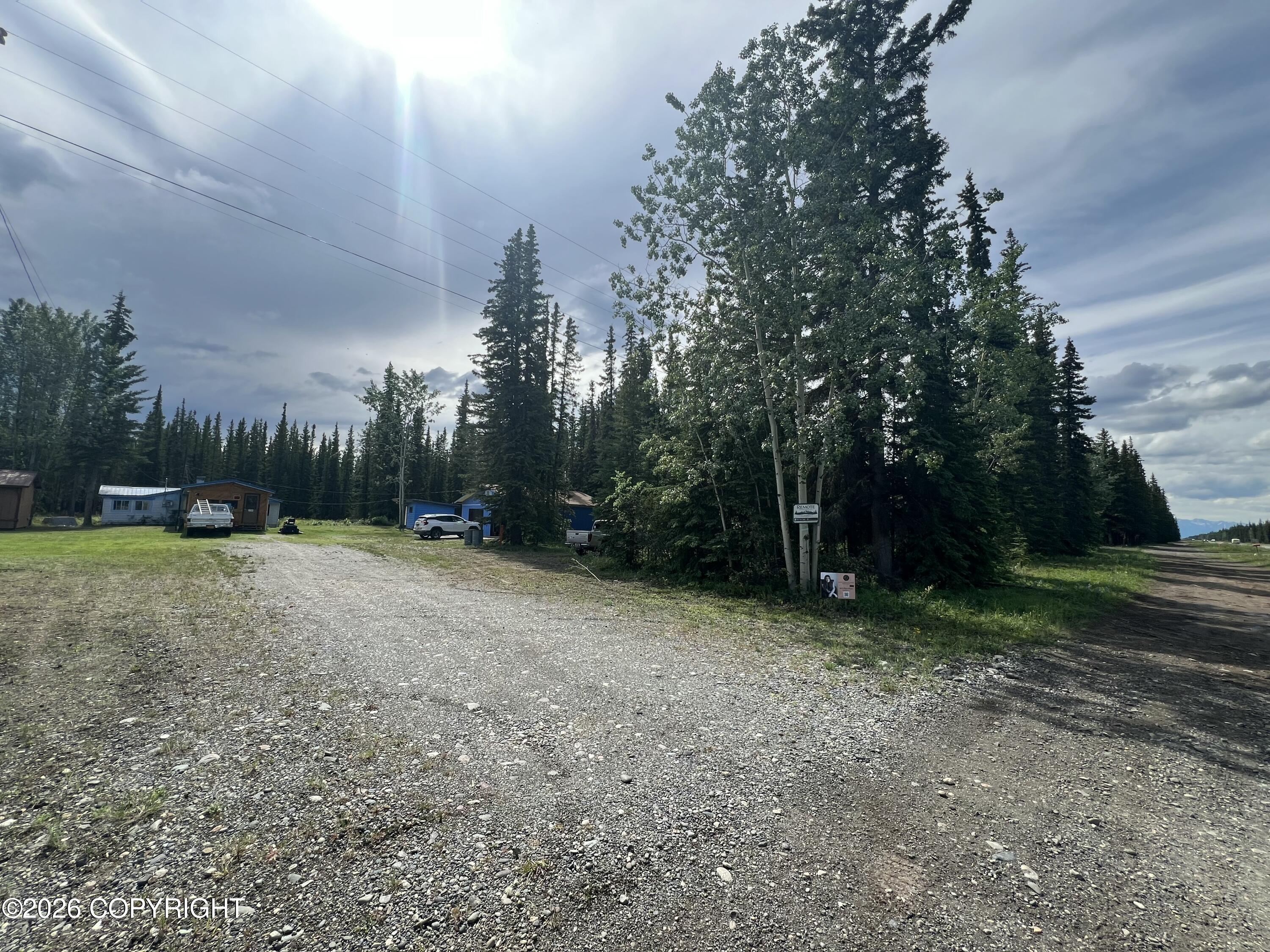 1315.5 Alaska Highway Property Photo 73