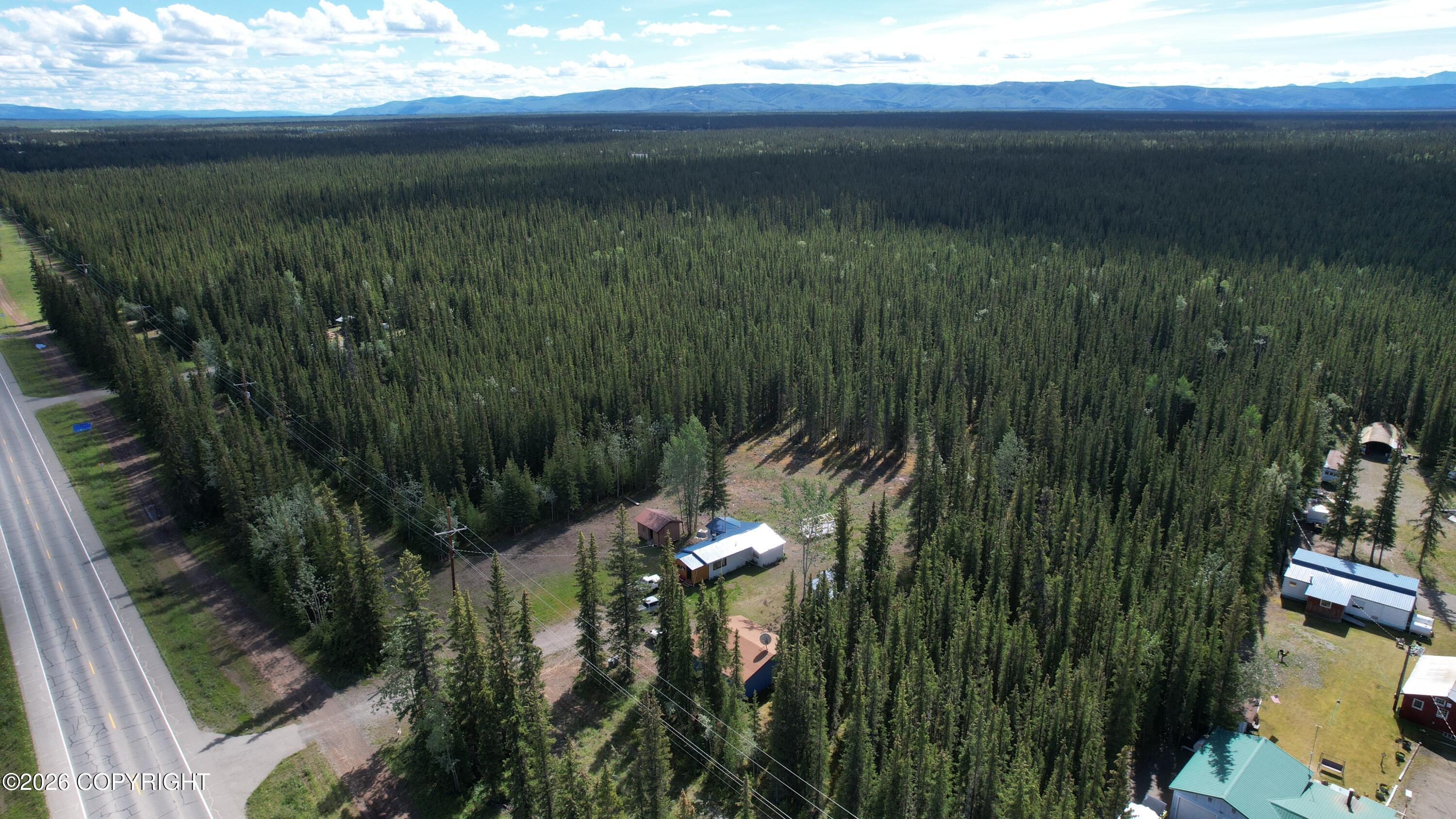 1315.5 Alaska Highway Property Photo 76