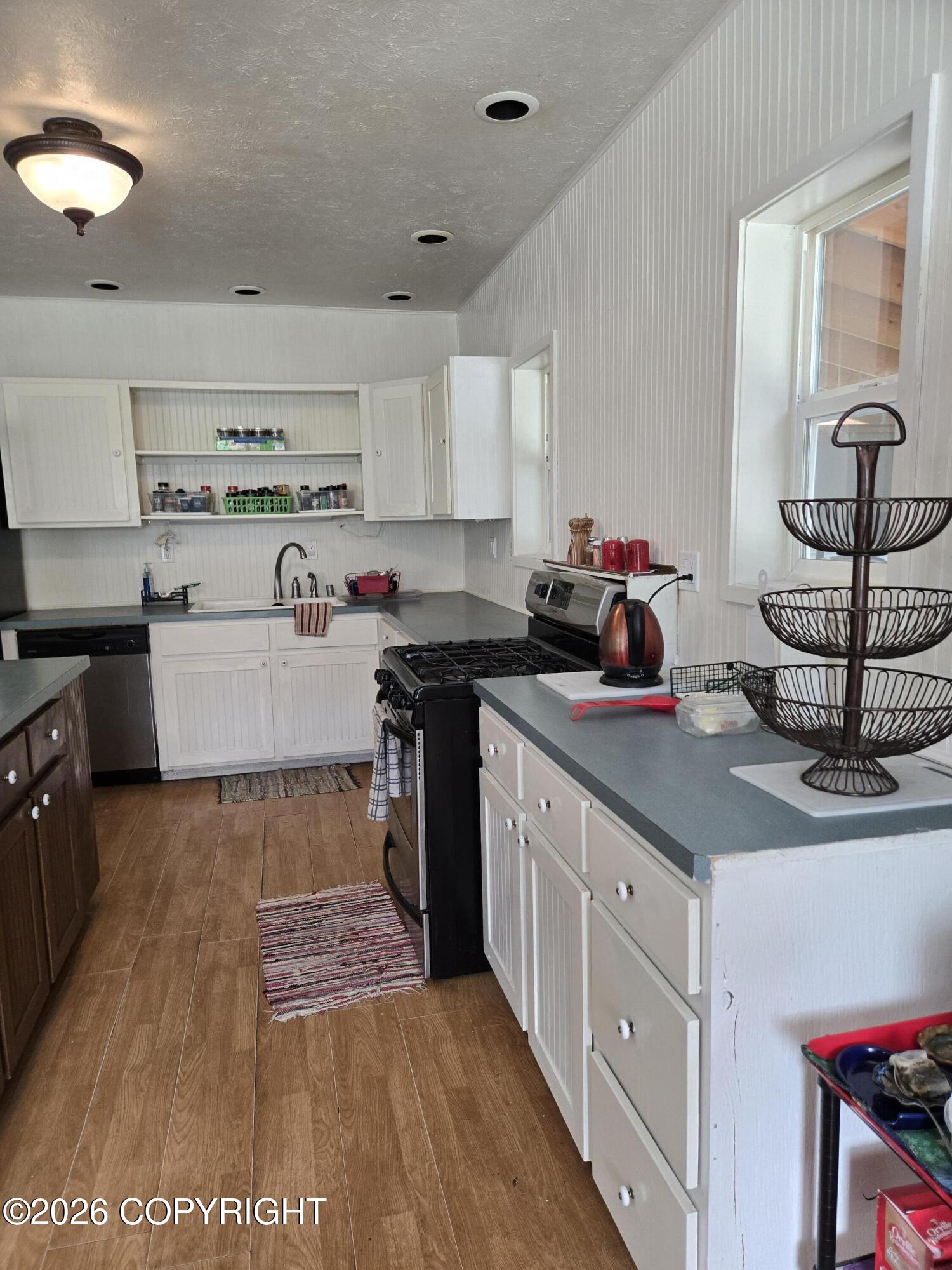 36686 Sondra Avenue Property Photo 9
