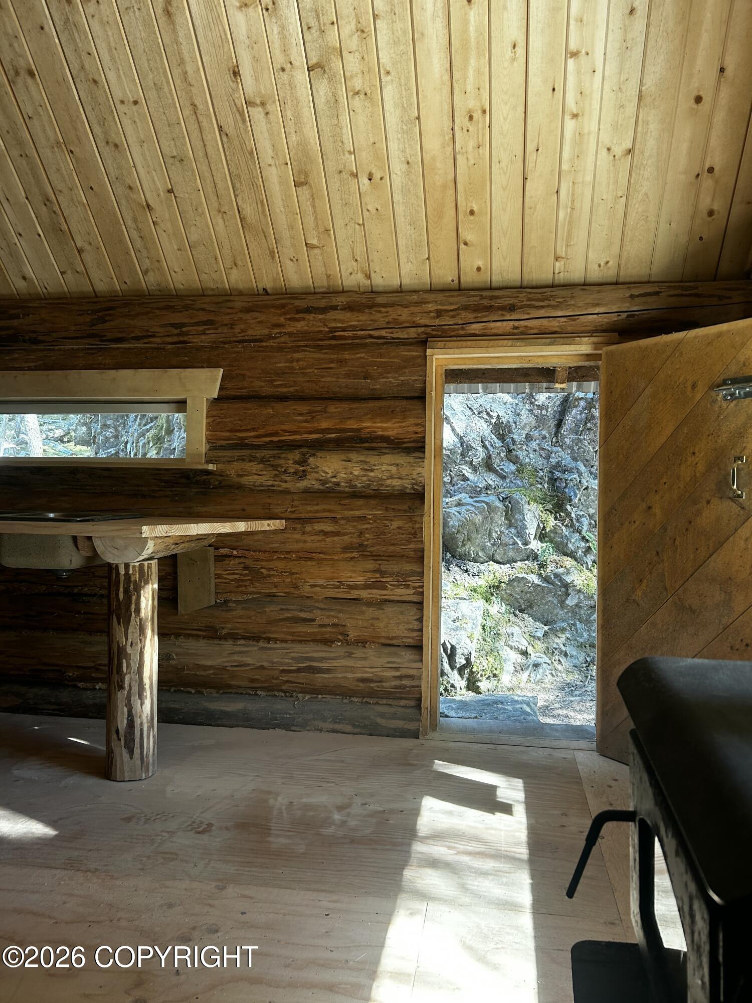 L5 B2 Chilkat Lake Property Photo 36