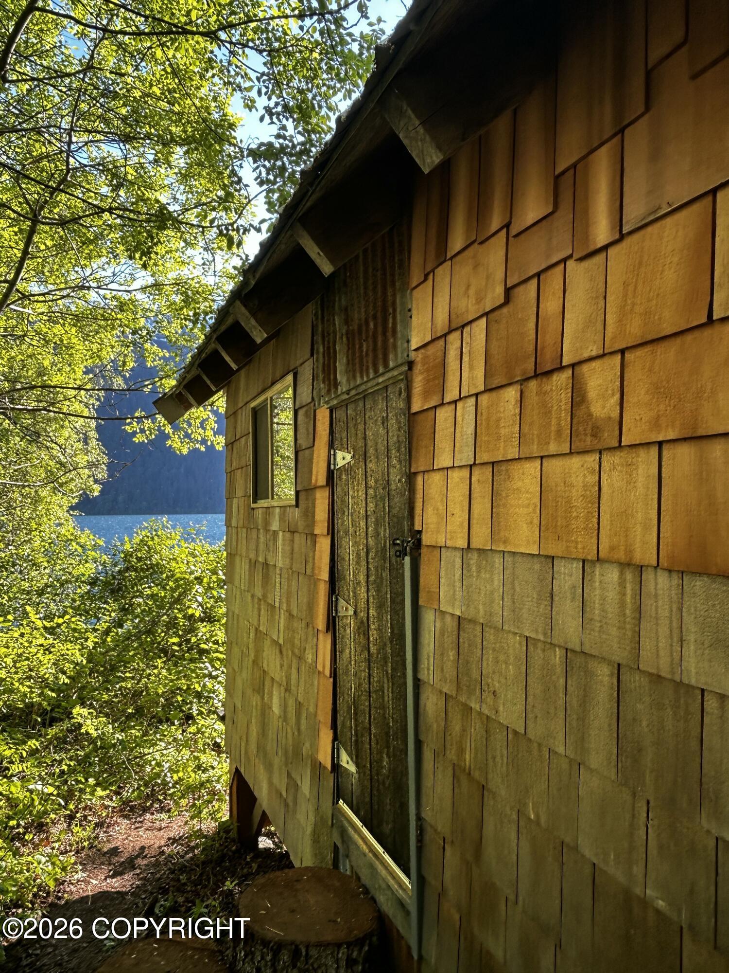 L5 B2 Chilkat Lake Property Photo 42