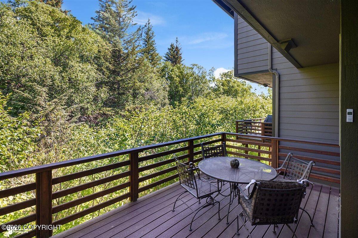 930 Quiet Creek Drive #930 Property Photo 19