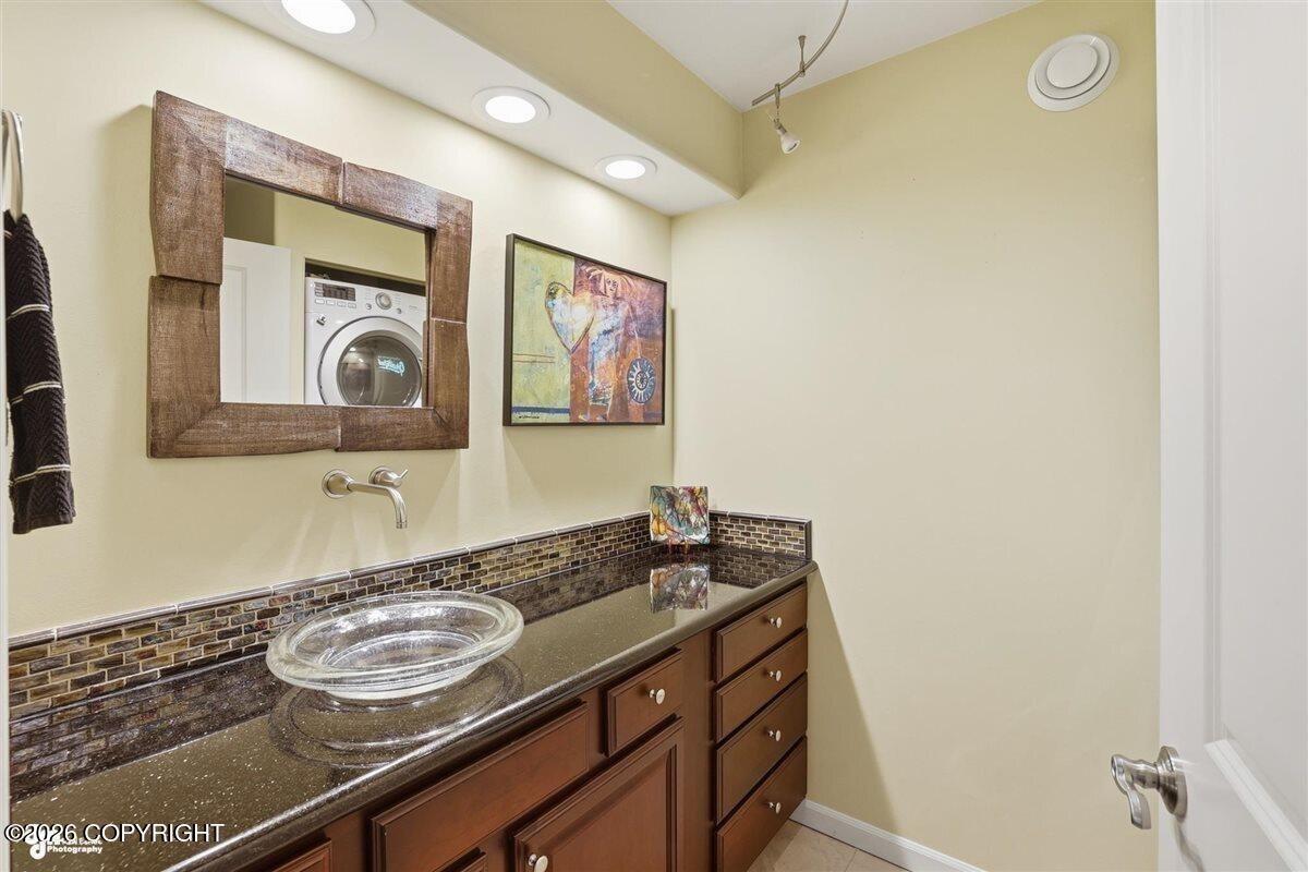 930 Quiet Creek Drive #930 Property Photo 43