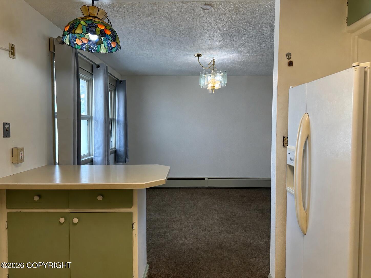 4447 E 6th Avenue Property Photo 5