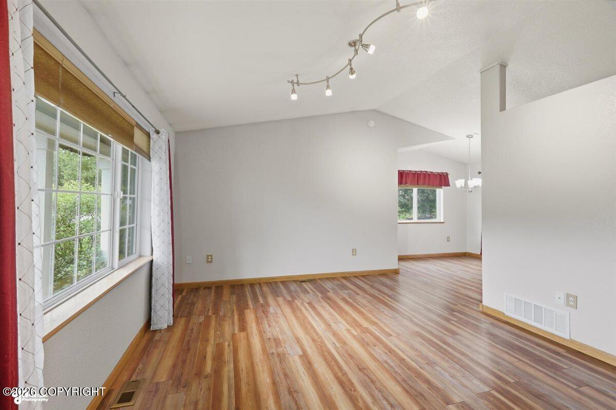 443 N Tiffany Drive Property Photo 6
