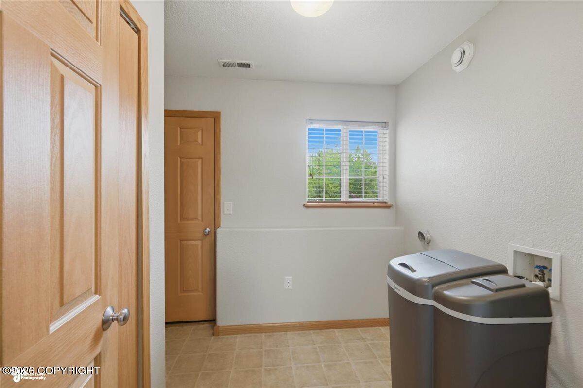 443 N Tiffany Drive Property Photo 37