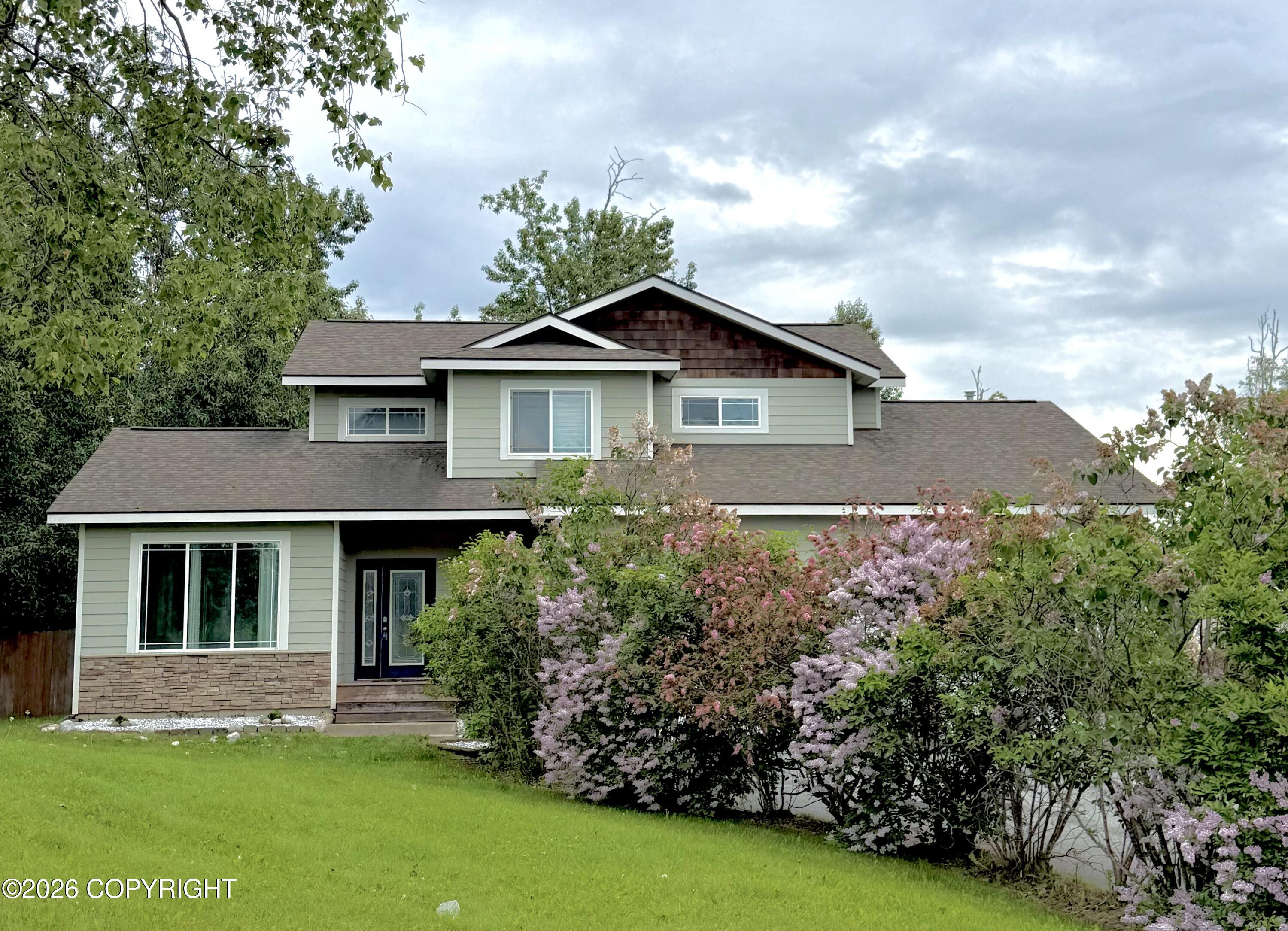 125 S Vix Way Property Photo 1