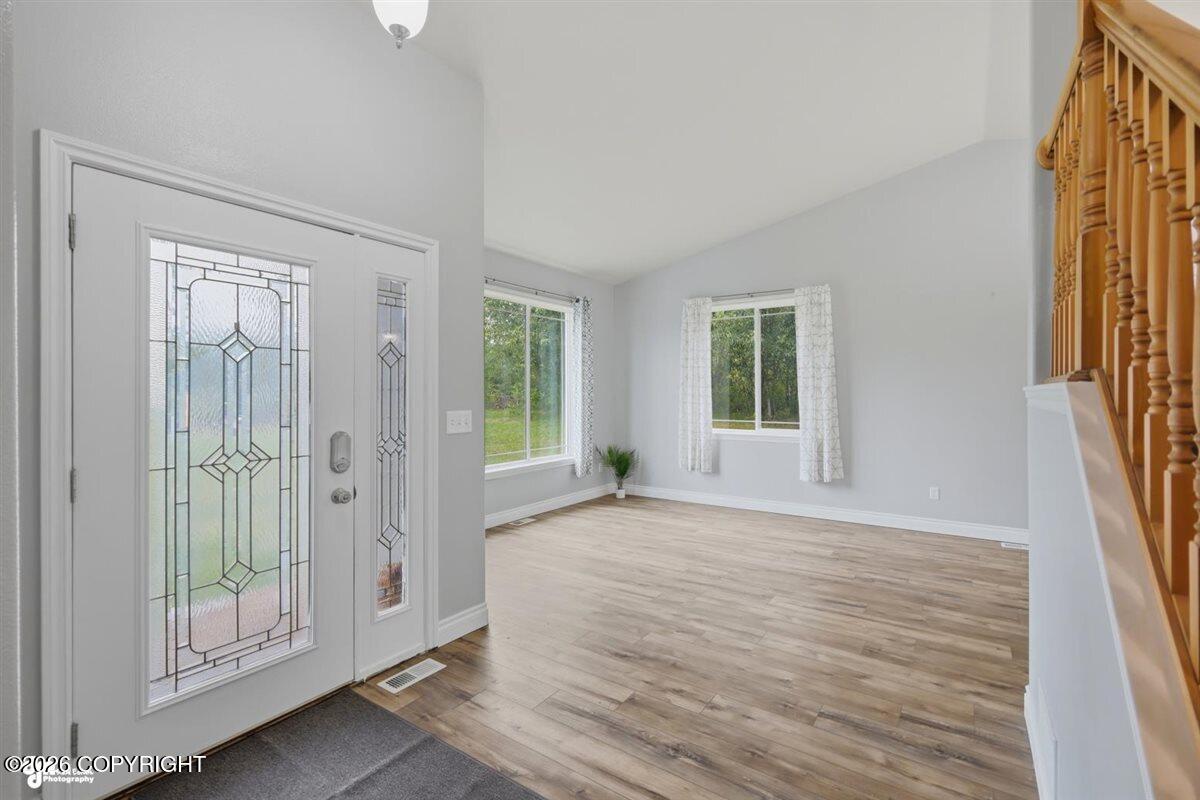 125 S Vix Way Property Photo 7