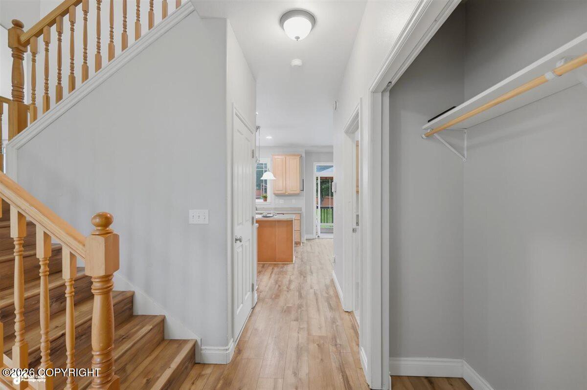 125 S Vix Way Property Photo 9