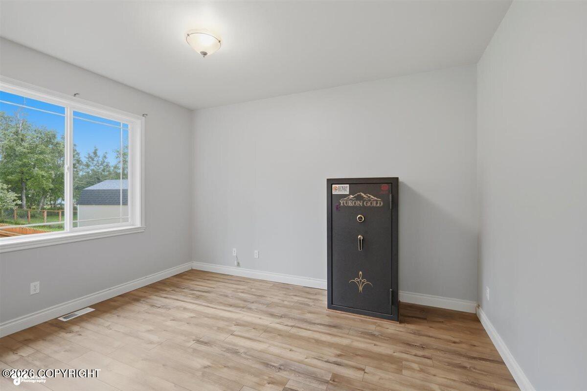 125 S Vix Way Property Photo 24