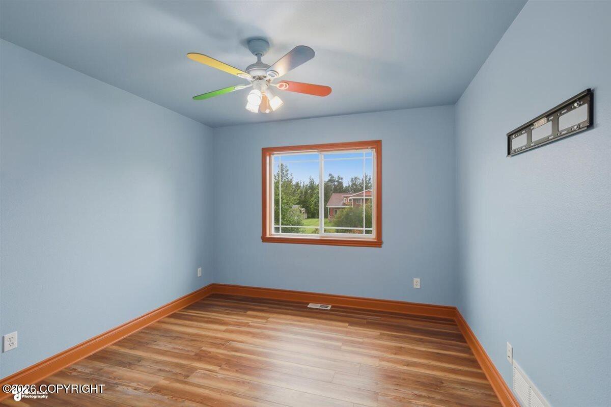 125 S Vix Way Property Photo 32