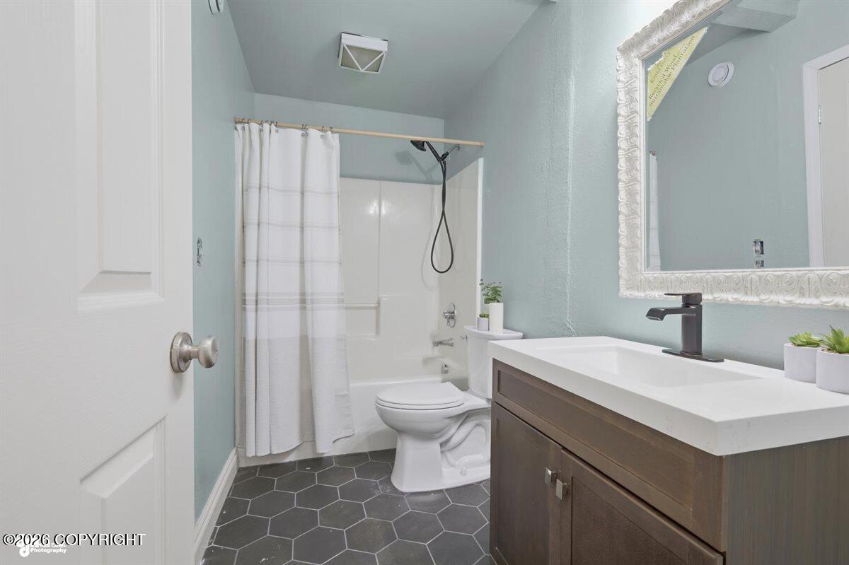 125 S Vix Way Property Photo 36
