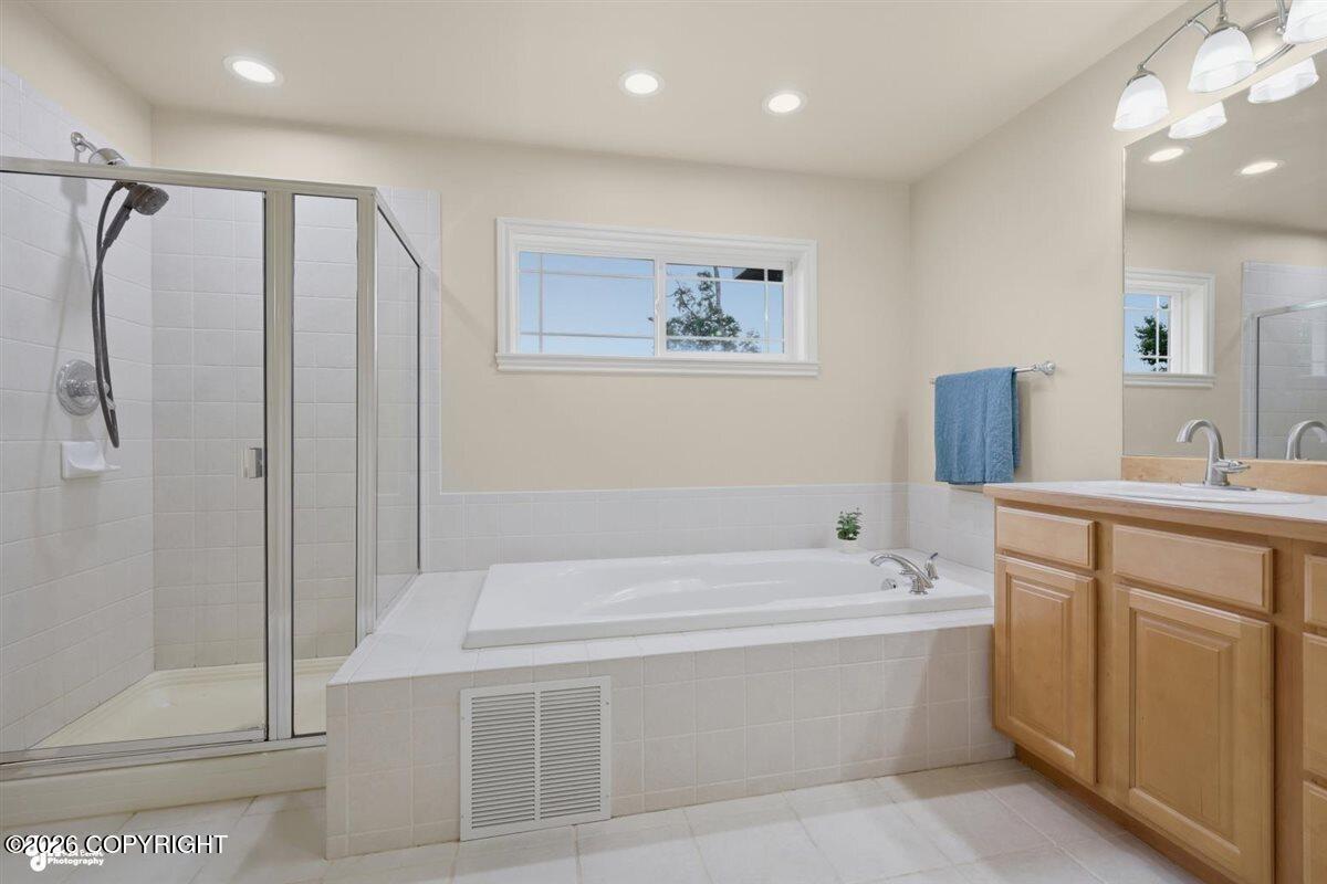 125 S Vix Way Property Photo 39