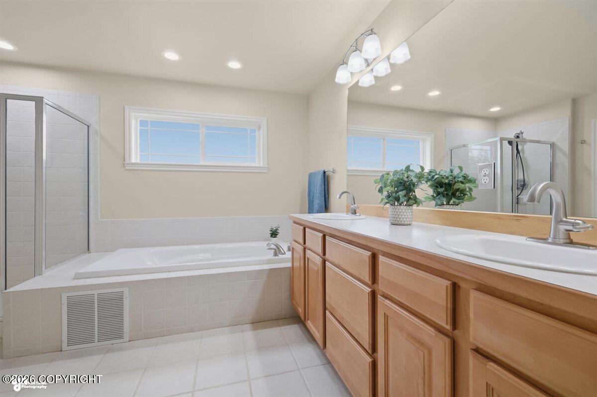 125 S Vix Way Property Photo 41