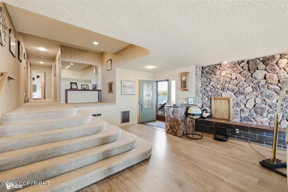 1517 Toyon Way Property Photo 23
