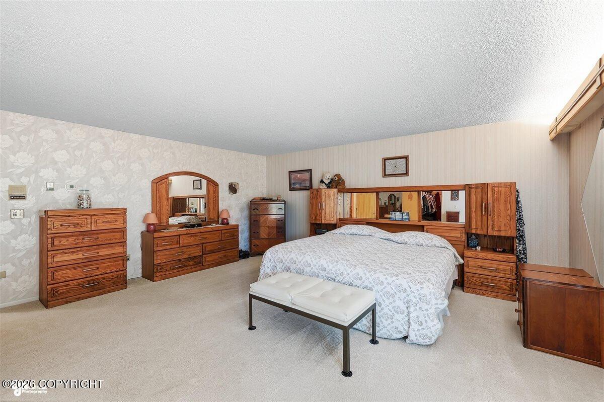 1517 Toyon Way Property Photo 28