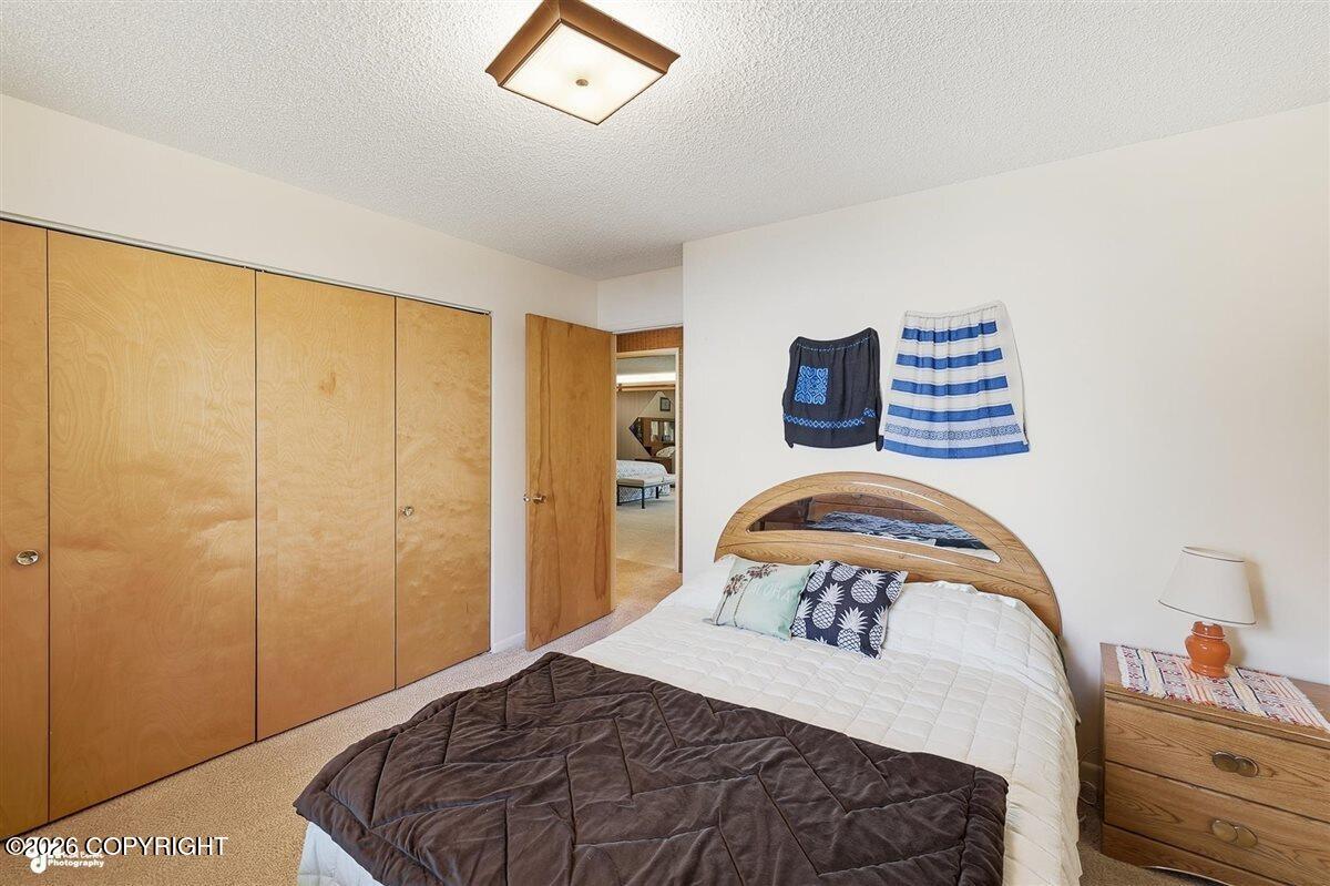 1517 Toyon Way Property Photo 34