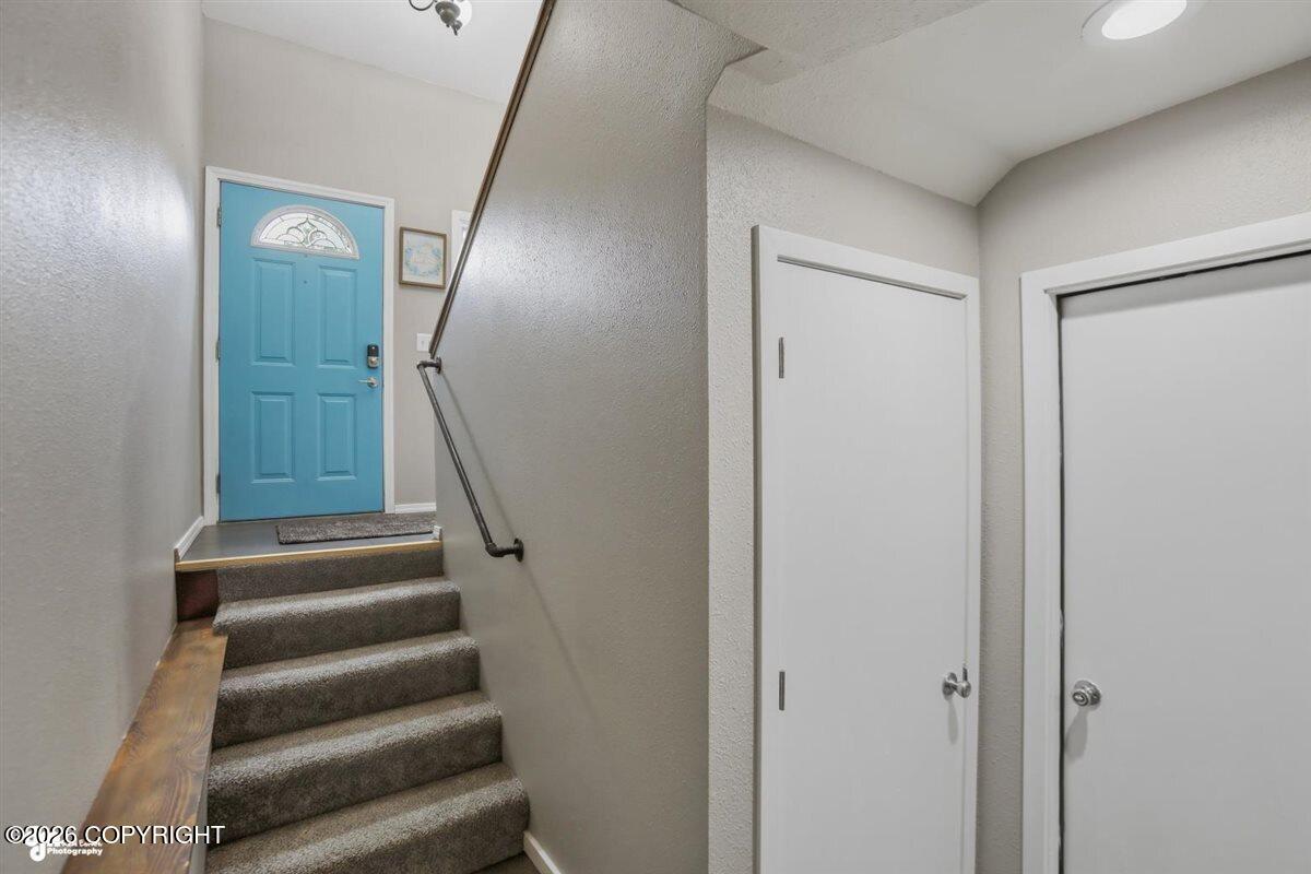 9458 W Kanaga Loop Property Photo 5