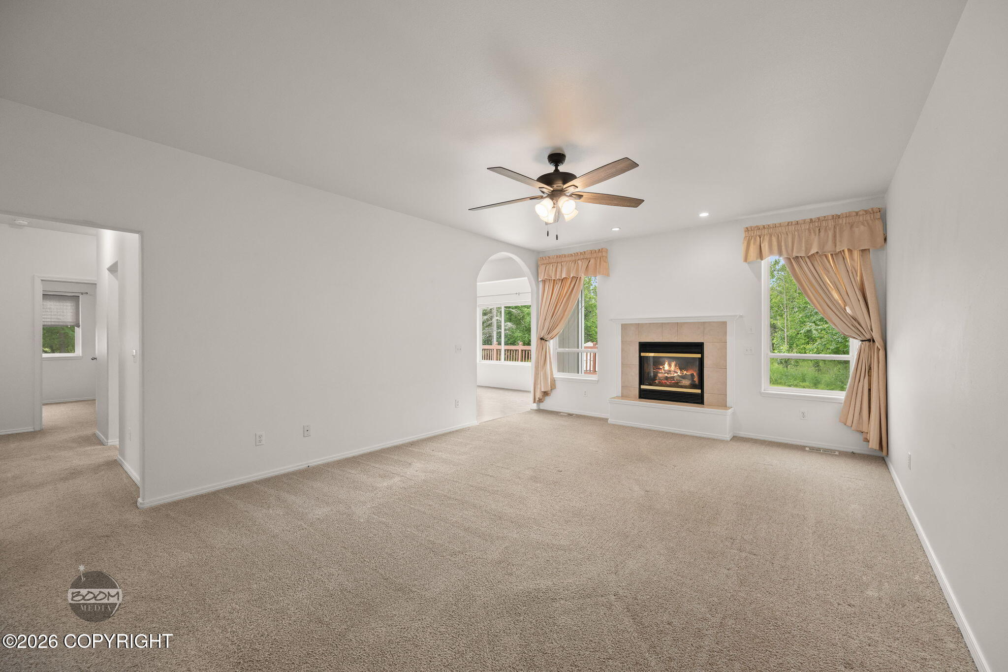 3556 E Serendipity Loop Property Photo 4