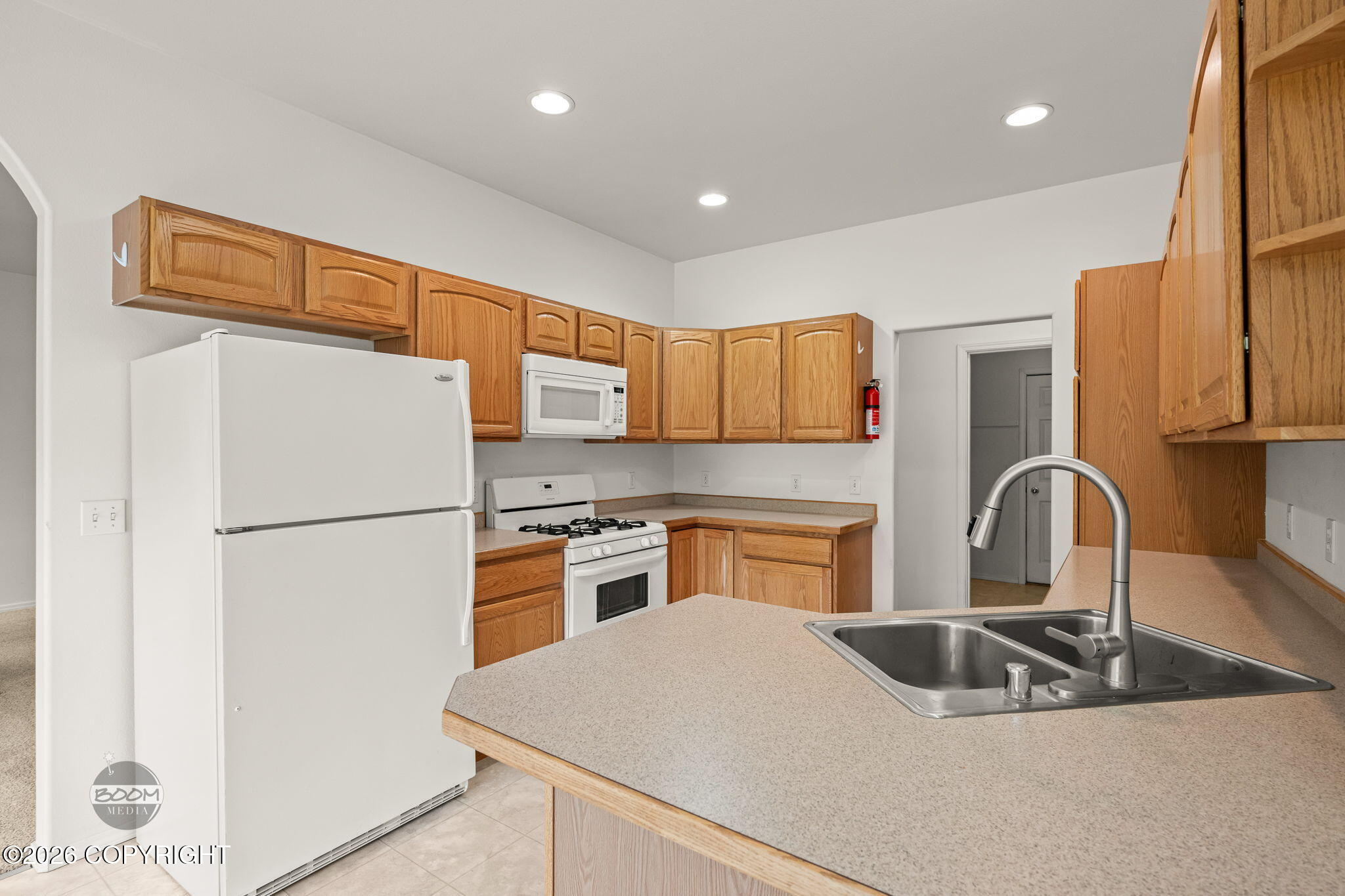 3556 E Serendipity Loop Property Photo 13