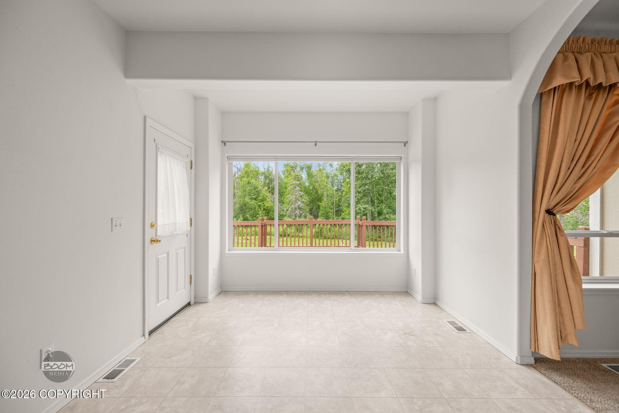 3556 E Serendipity Loop Property Photo 15