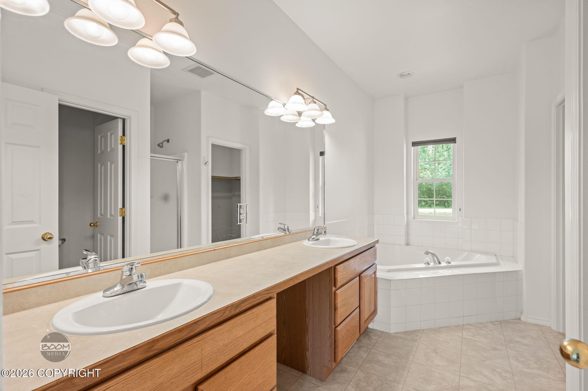 3556 E Serendipity Loop Property Photo 24