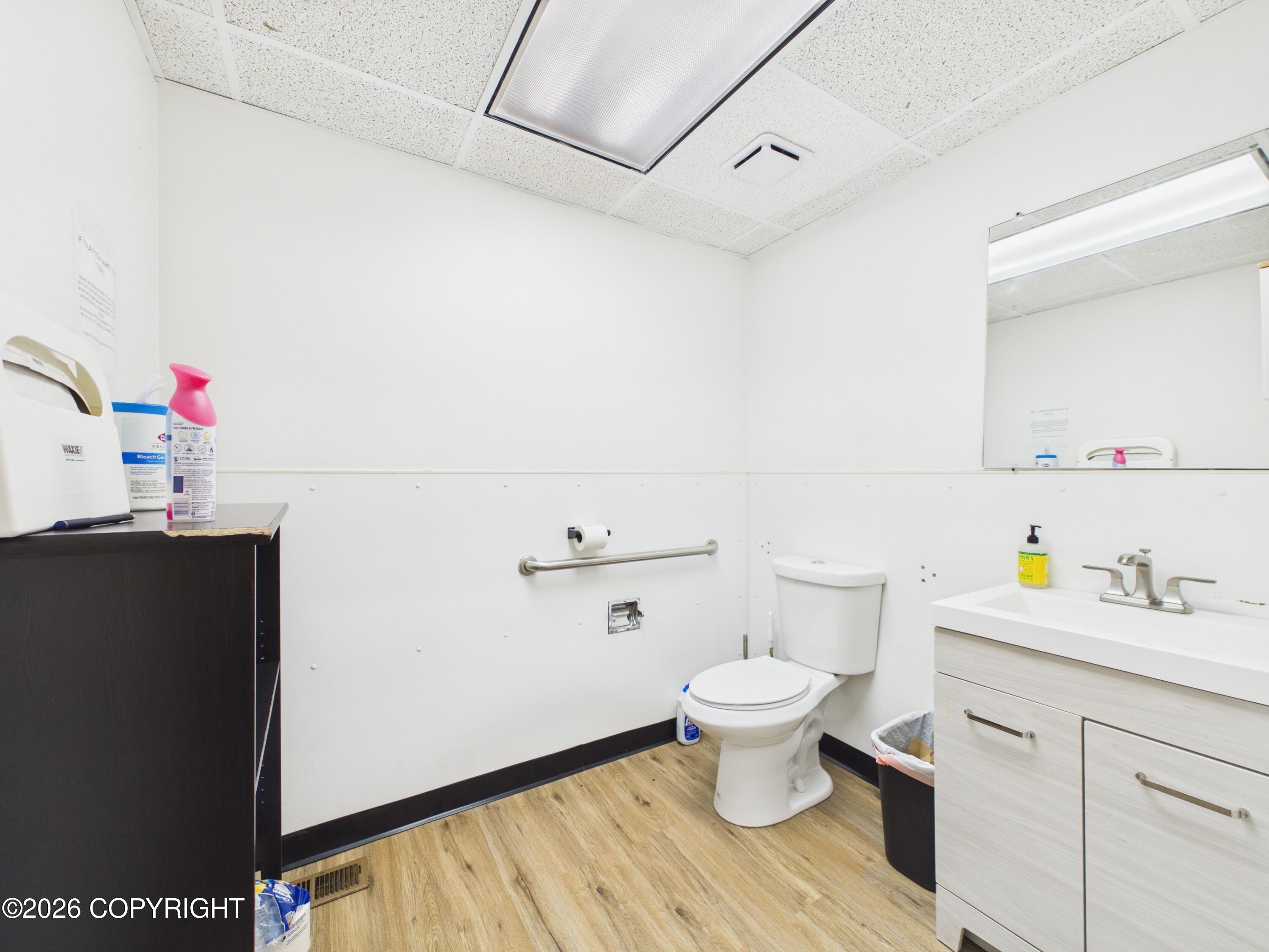 3875 Geist Road #d Property Photo 13