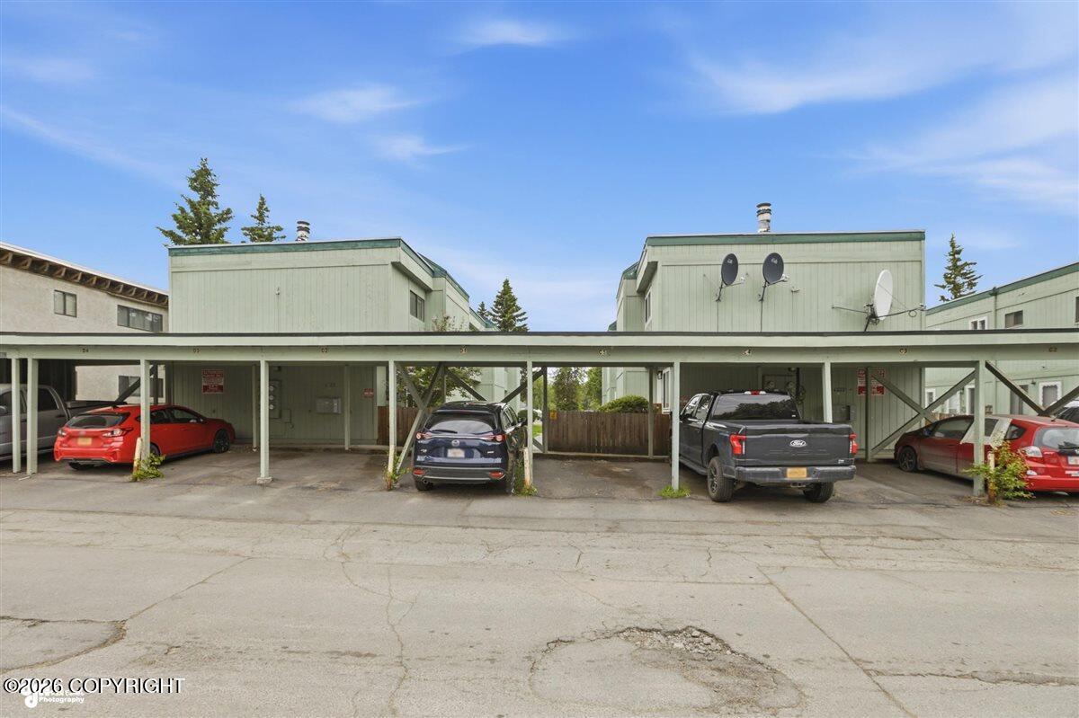 6222 E 12th Avenue #D3 Property Photo 1