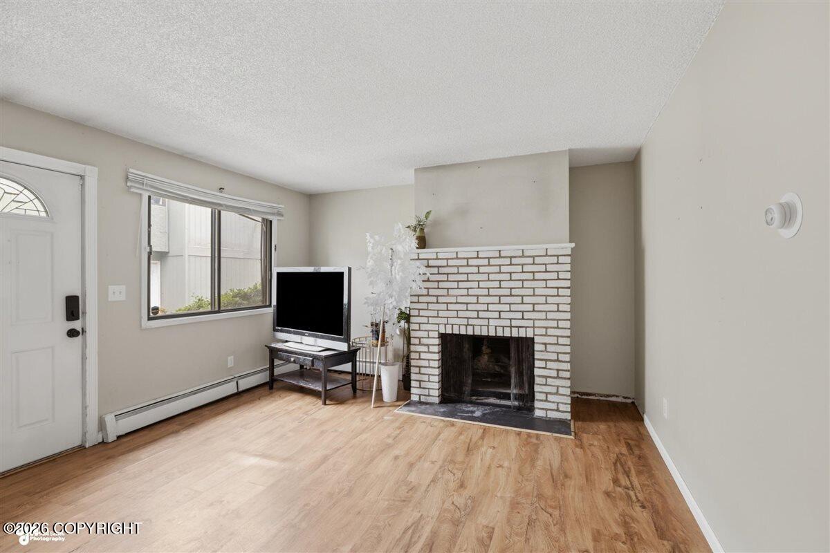 6222 E 12th Avenue #d3 Property Photo 5
