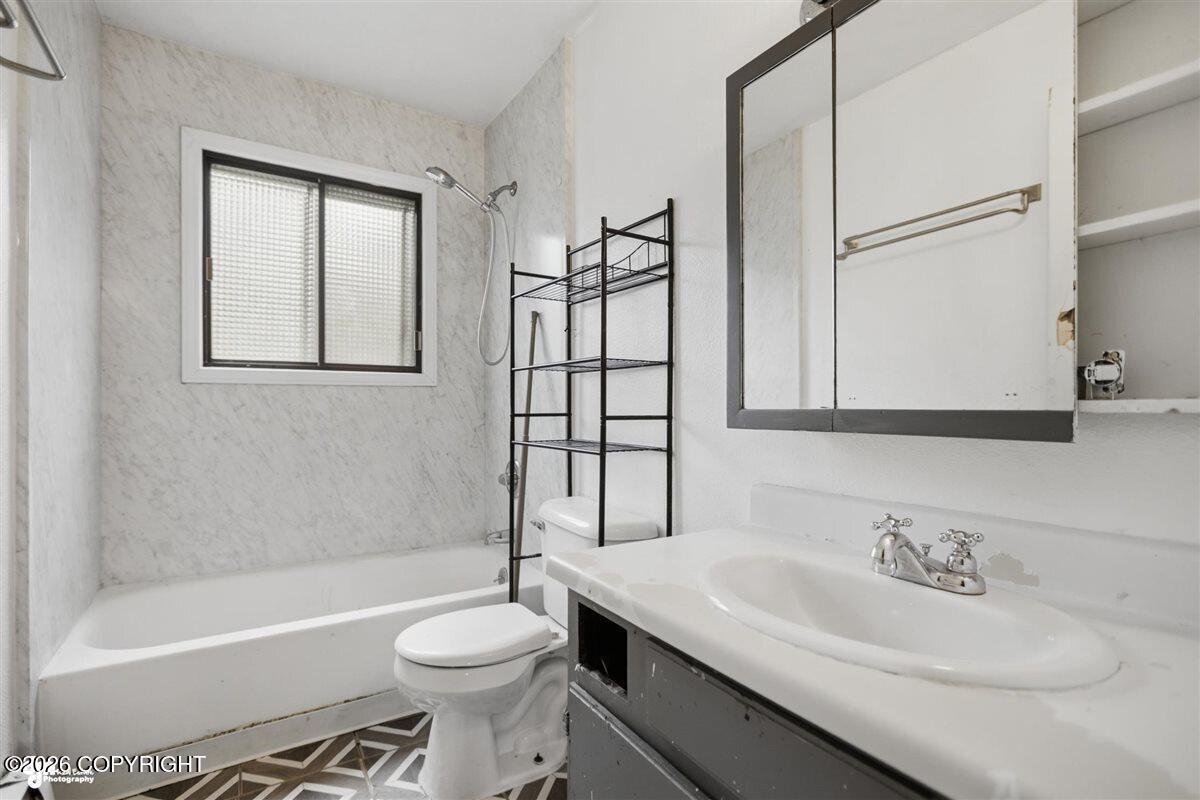 6222 E 12th Avenue #d3 Property Photo 24