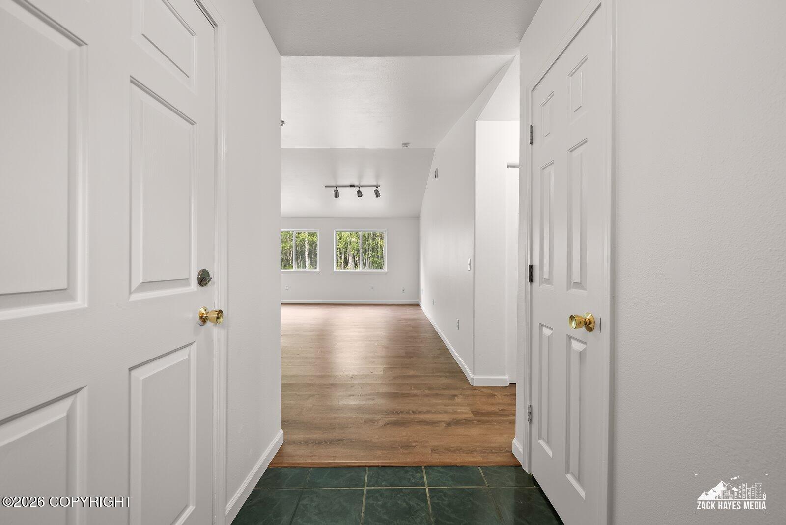 7120 S Brimstone Drive Property Photo 4