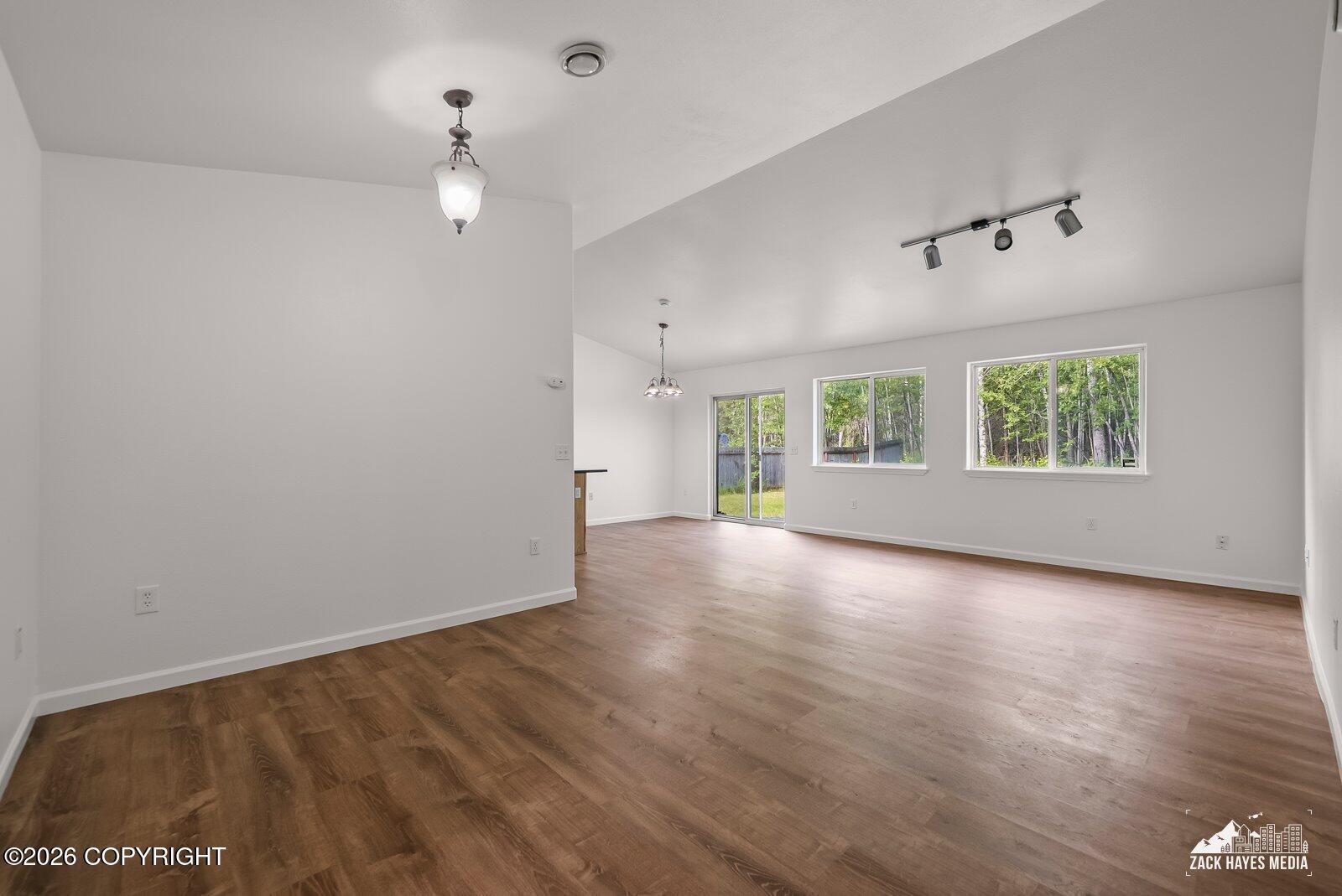7120 S Brimstone Drive Property Photo 6