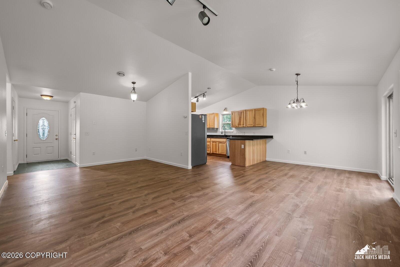 7120 S Brimstone Drive Property Photo 8