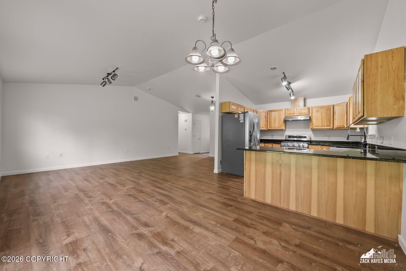 7120 S Brimstone Drive Property Photo 12