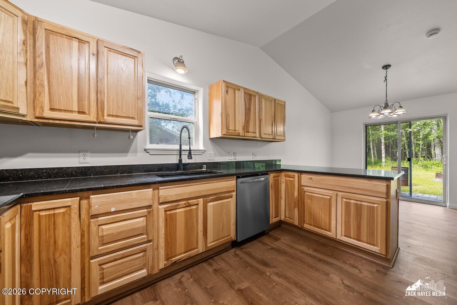 7120 S Brimstone Drive Property Photo 18