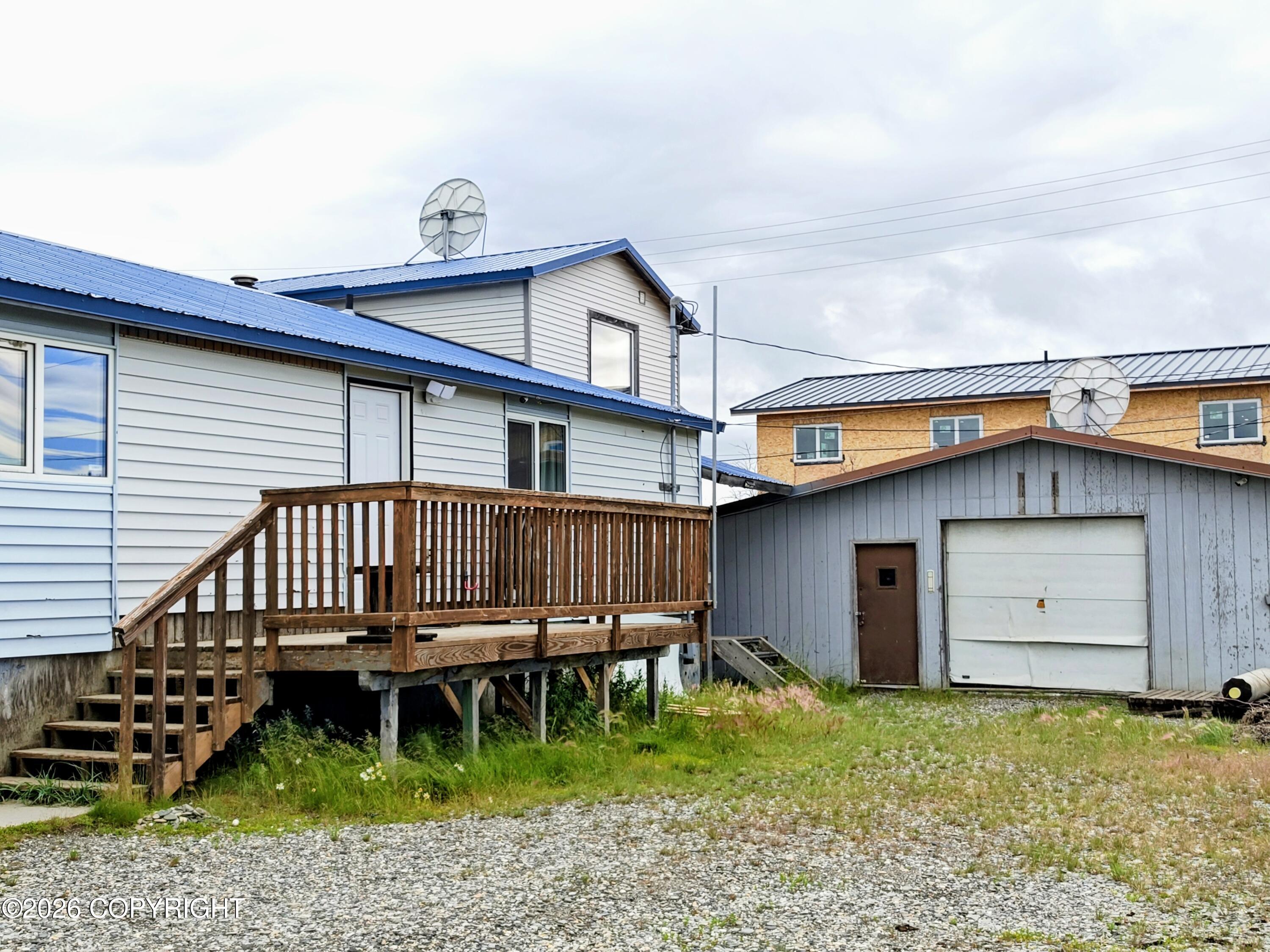 425 6th Avenue Property Photo 3