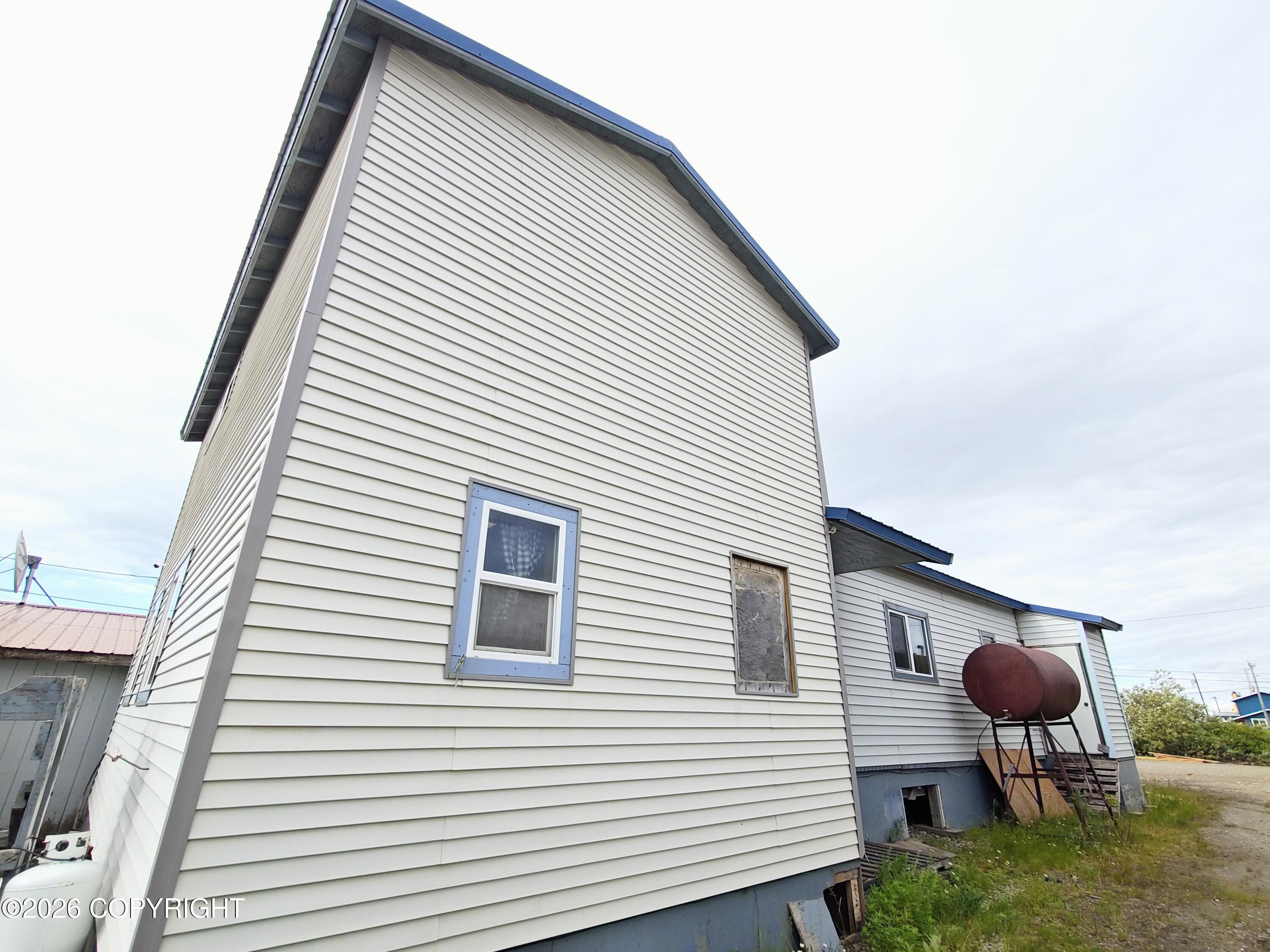 425 6th Avenue Property Photo 5