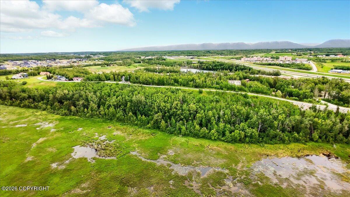 7395 E Matanuska Spur Road Property Photo 3