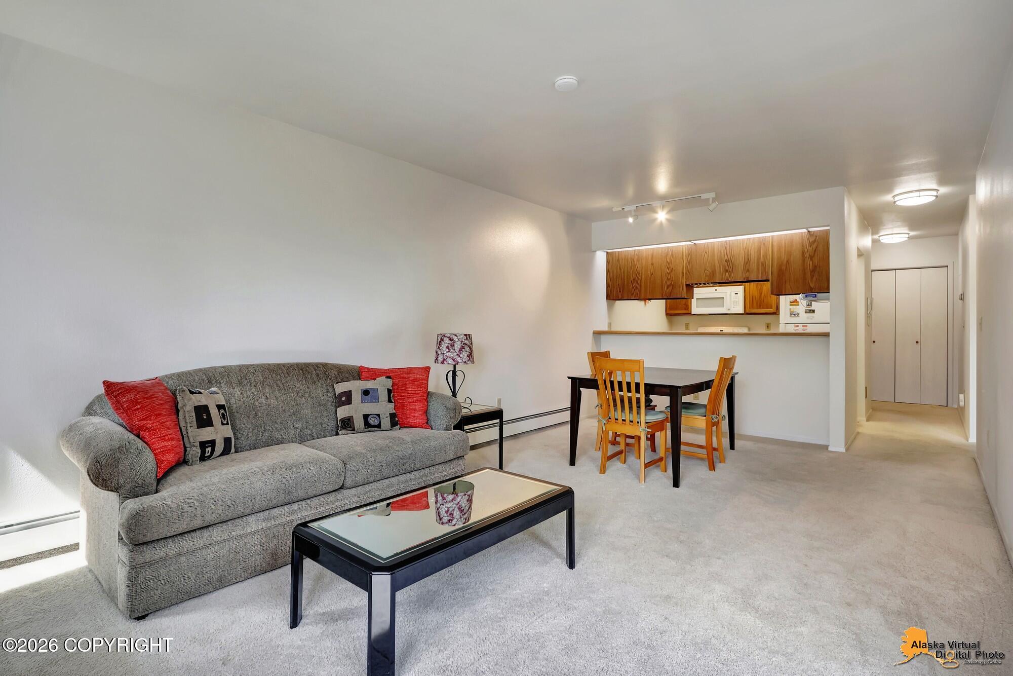 1670 Eastridge Drive #302 Property Photo 6