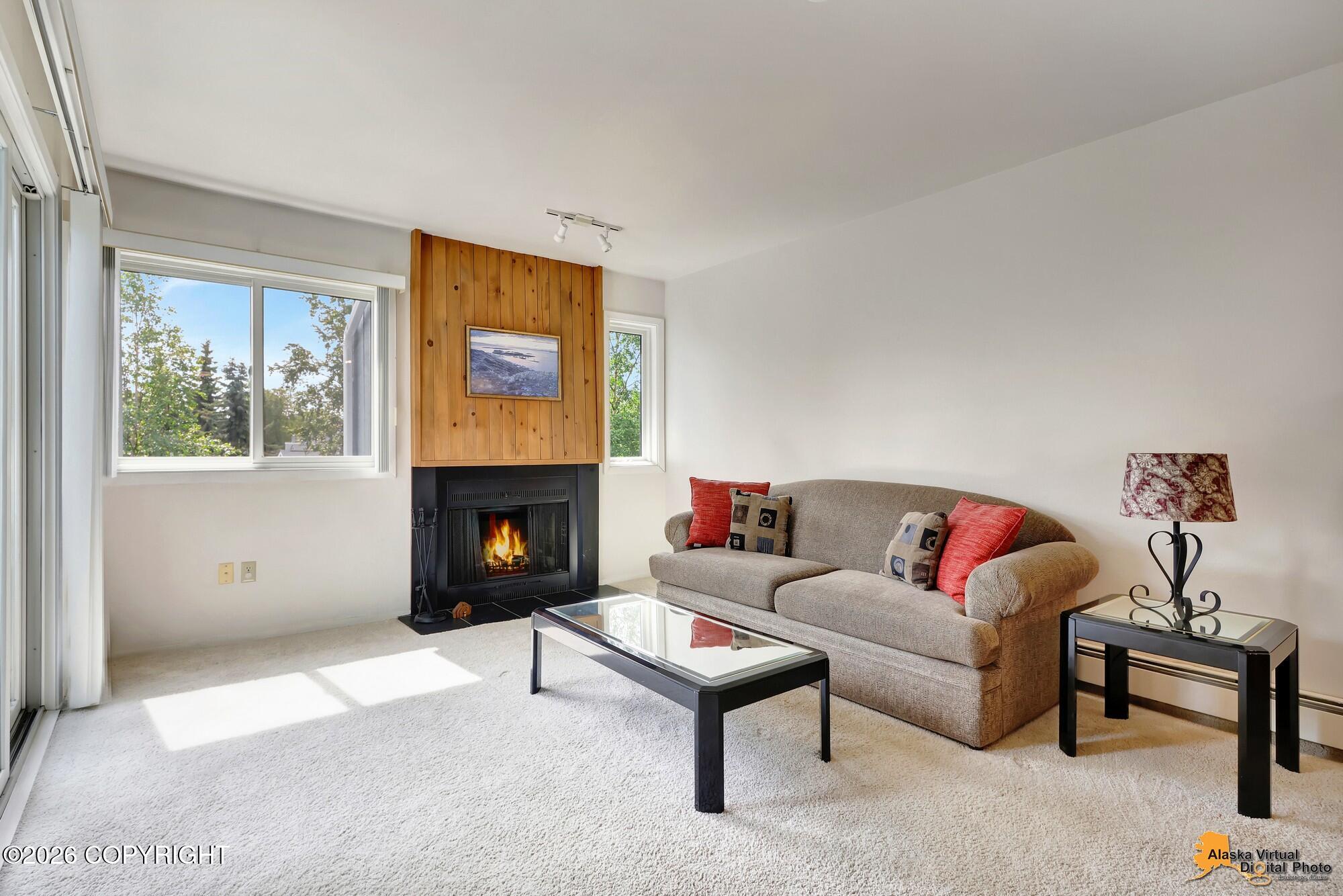 1670 Eastridge Drive #302 Property Photo 8