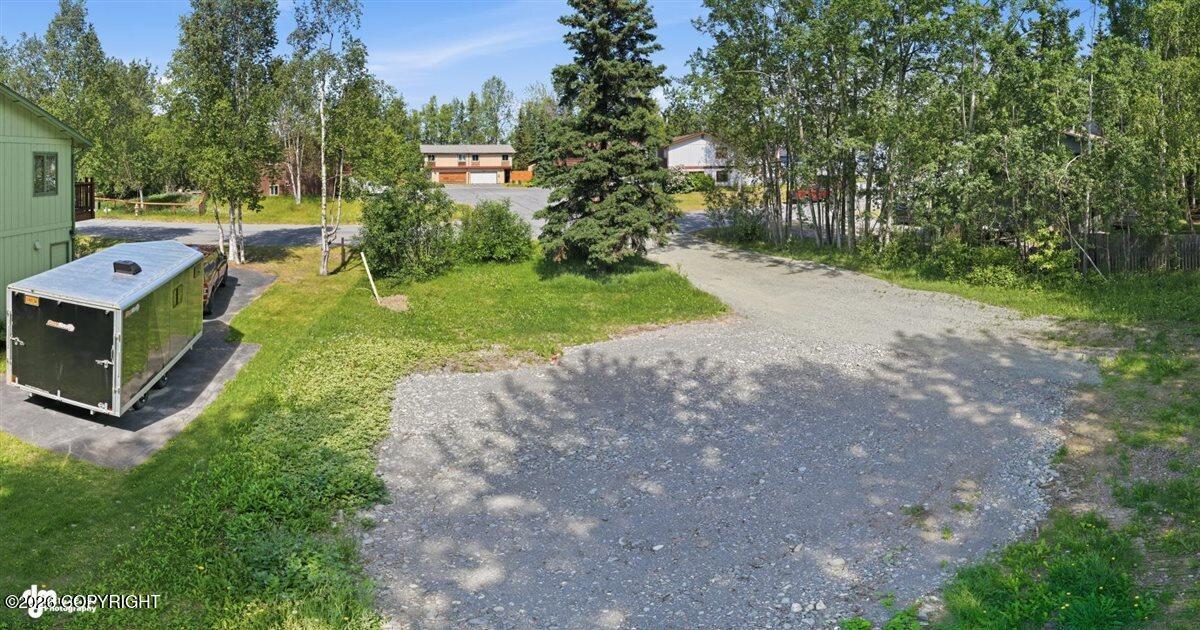 16826 Riddell Street Property Photo 34