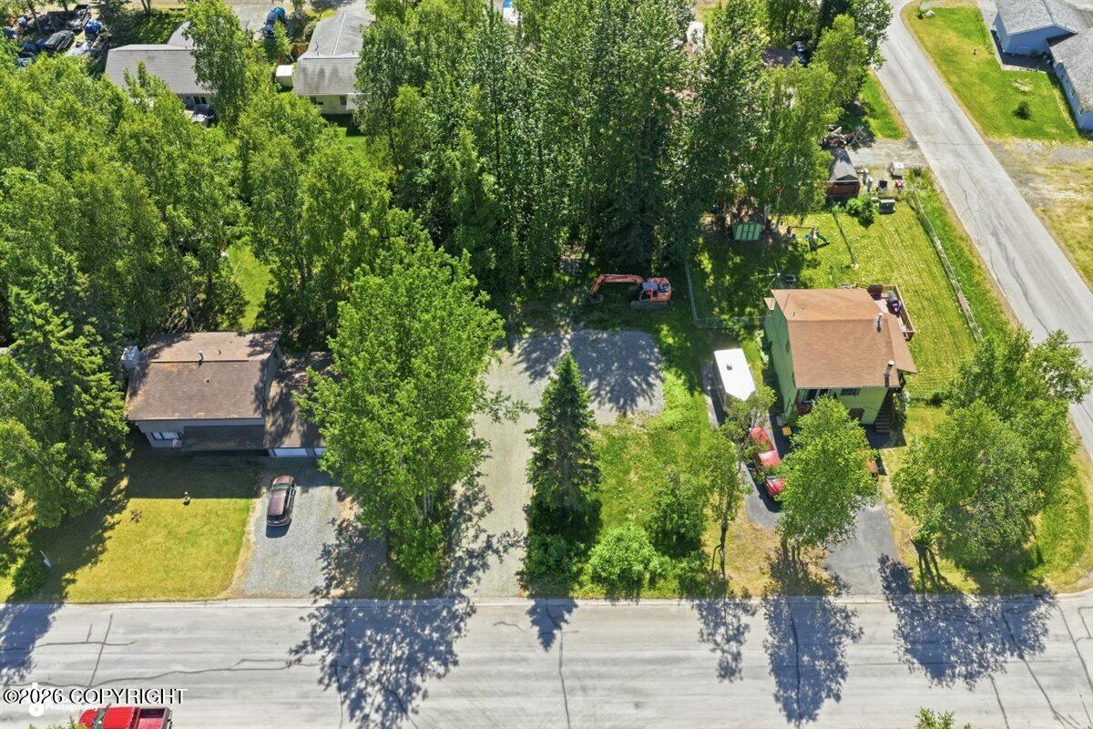 16826 Riddell Street Property Photo 43