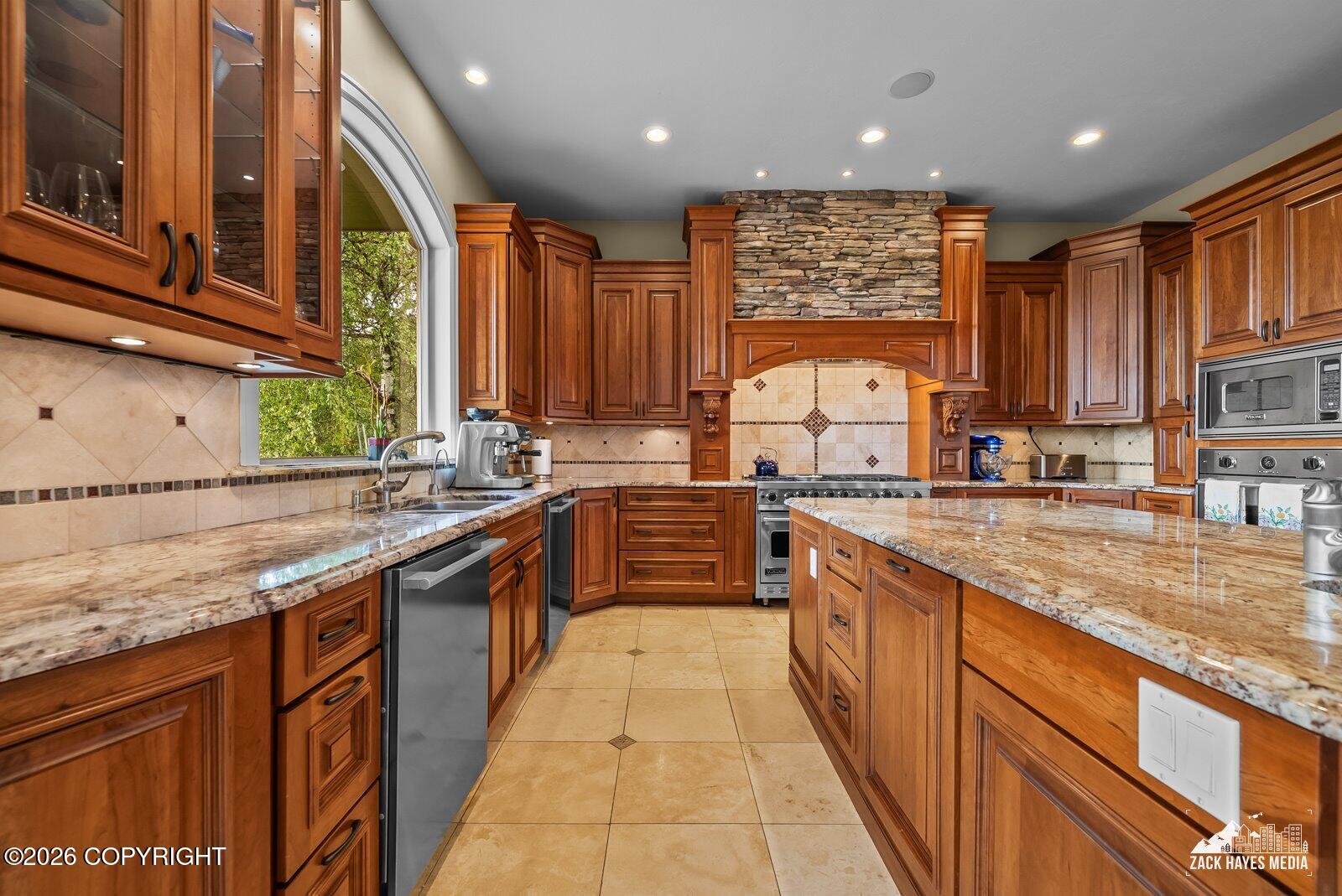 11184 Bluff Creek Circle Property Photo 44